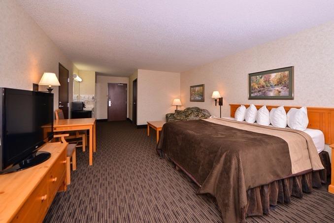 Kelly Inn & Suites Mitchell Photo