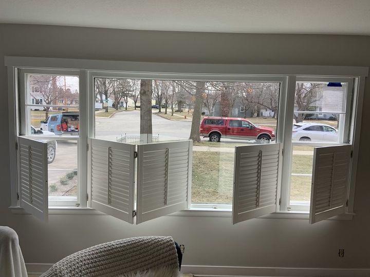 These CafeÌ Shutters by Budget Blinds of Mankato give you lots of options to create street-level privacy without sacrificing soul healing natural light. Added bonus? They're easy to clean.  BudgetBlindsMankato  CafeShutters  ShutterAtTheBeauty  FreeConsultation  WindowWednesday  LakeCrystal