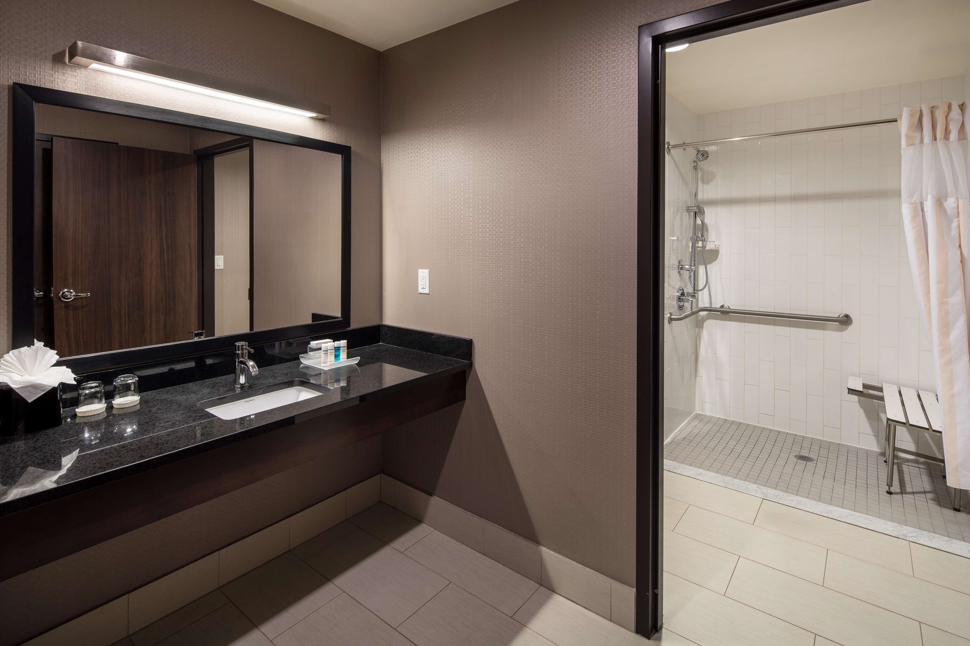 Homewood Suites by Hilton Denver Downtown-Convention Center, CO Photo