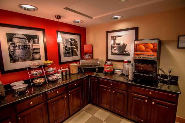 Images Hampton Inn Groton