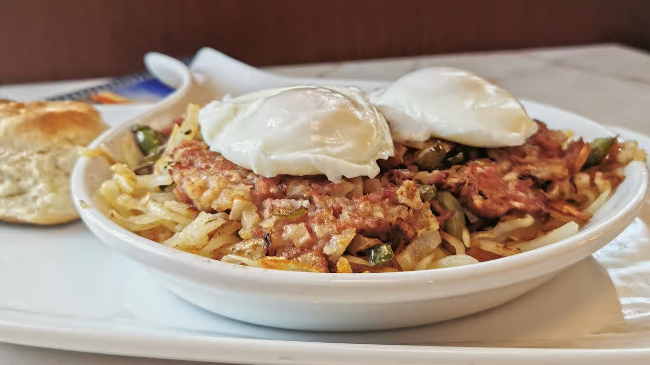Corned Beef Hash & Eggs