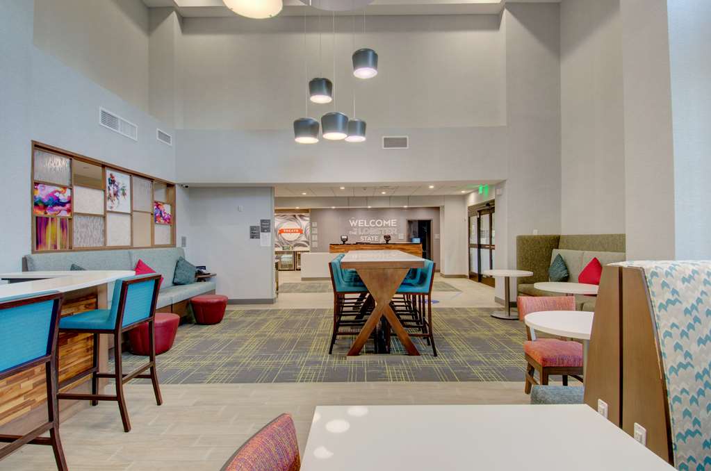 Hampton Inn & Suites Portland West Image