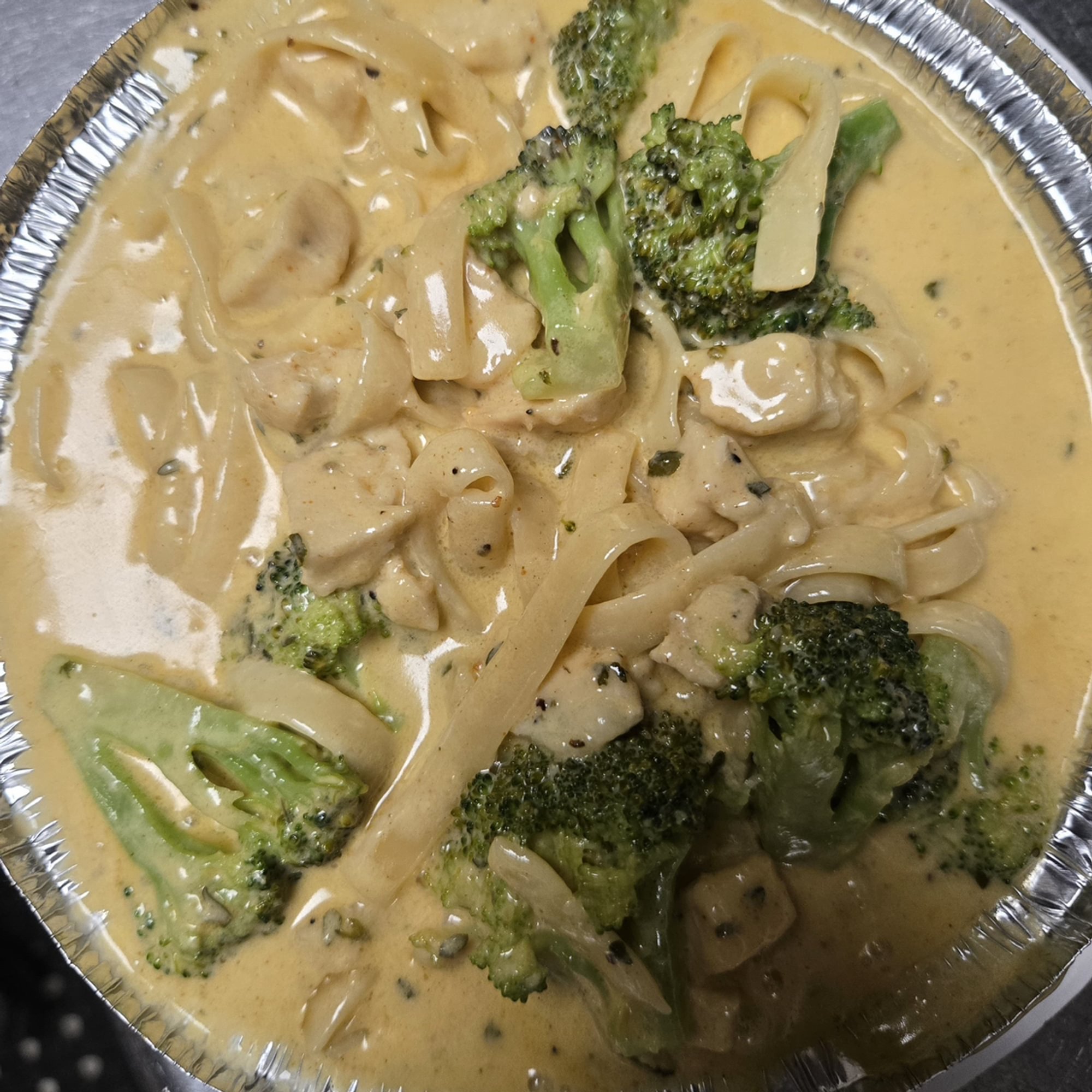 Chicken & Broccoli Alfredo