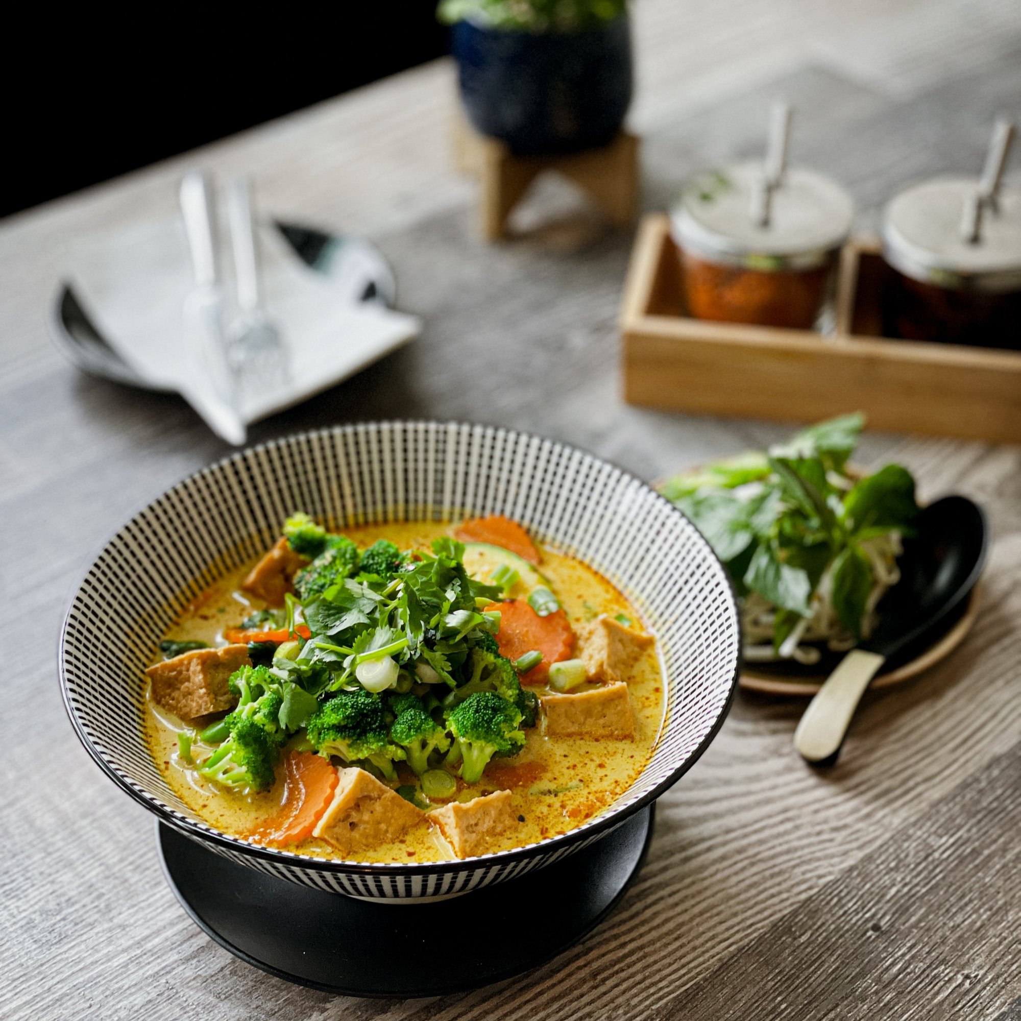 Vietnamese Curry Noodle Soup
