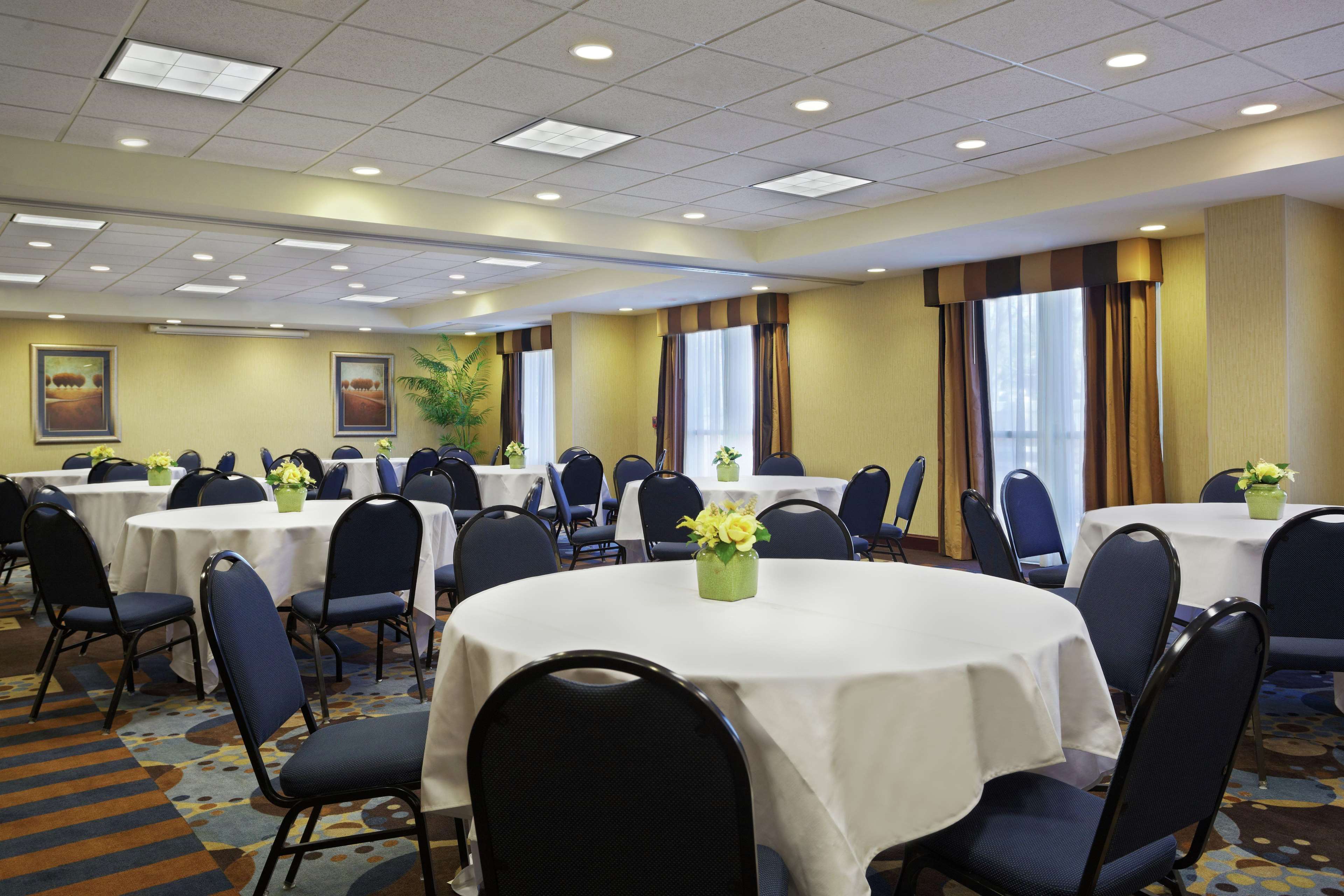 Hilton Garden Inn Jacksonville Orange Park Photo