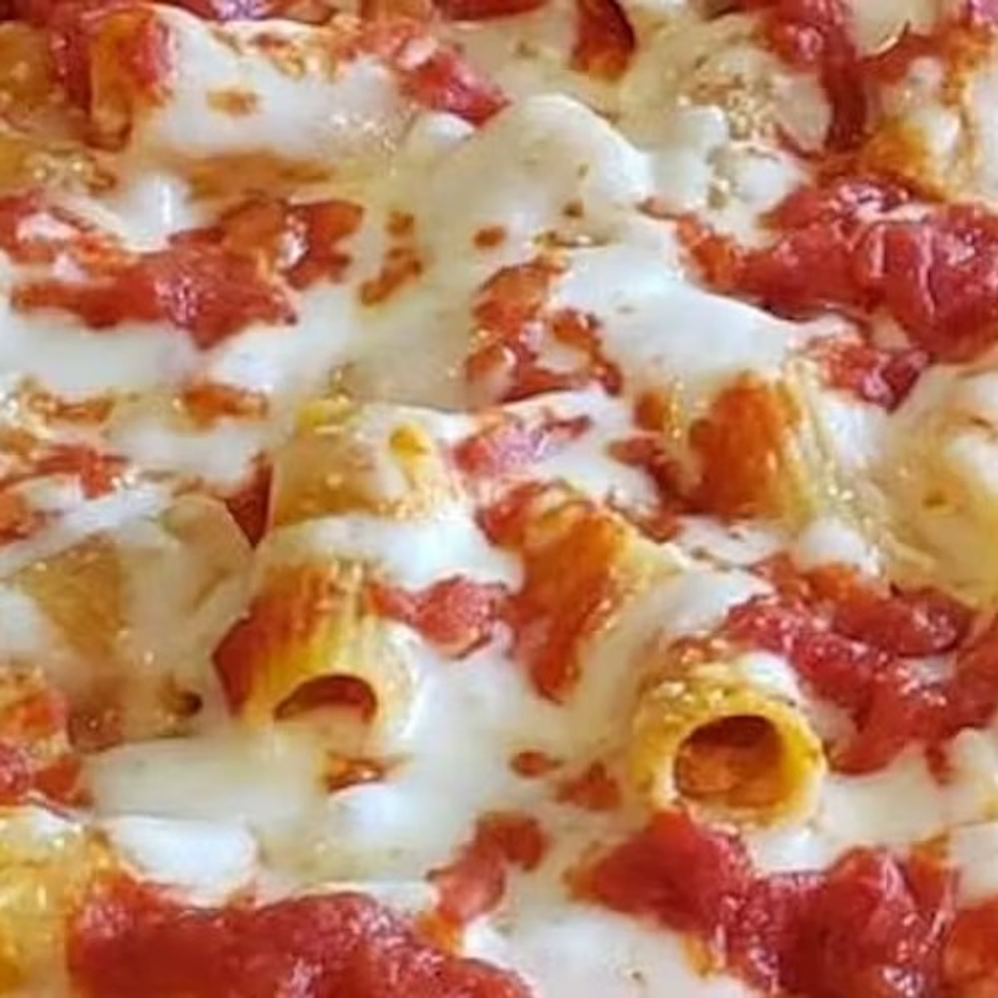 Baked Ziti Pizza (Large 18" (8 Slices) )