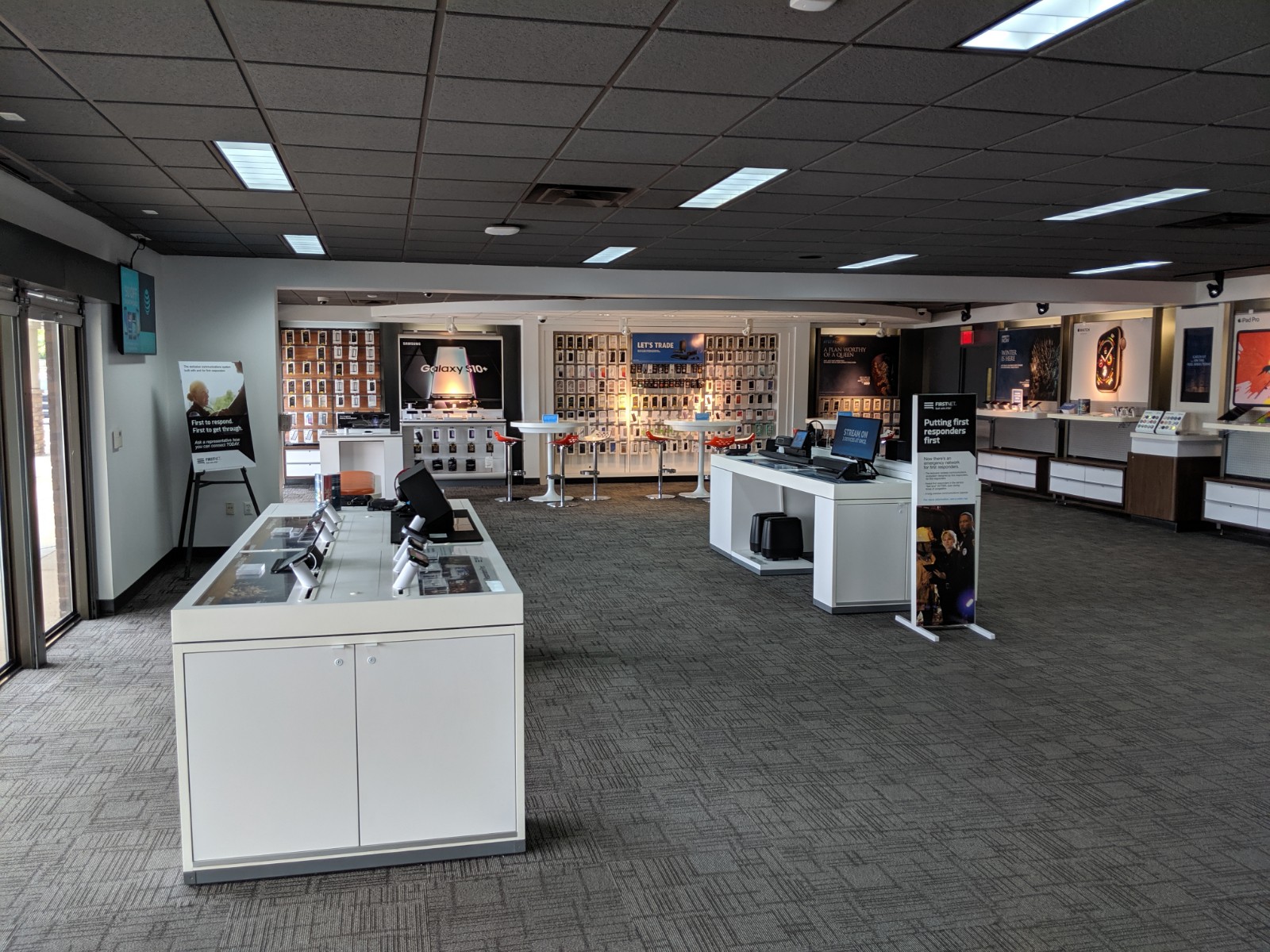 AT&T Store Photo