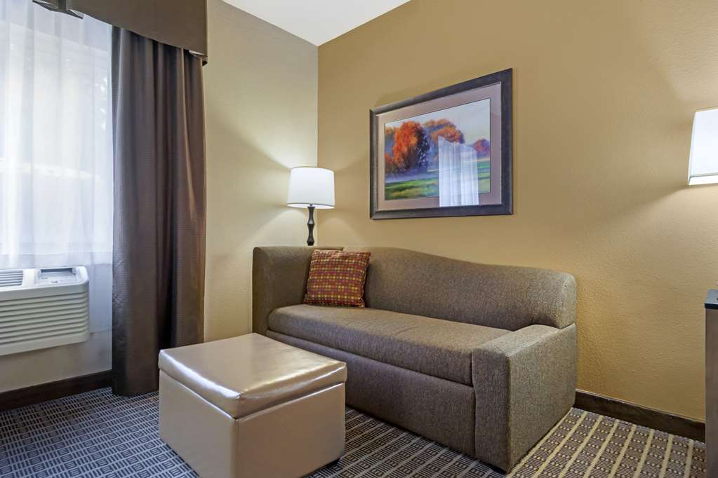 Best Western Plus Yakima Hotel Image