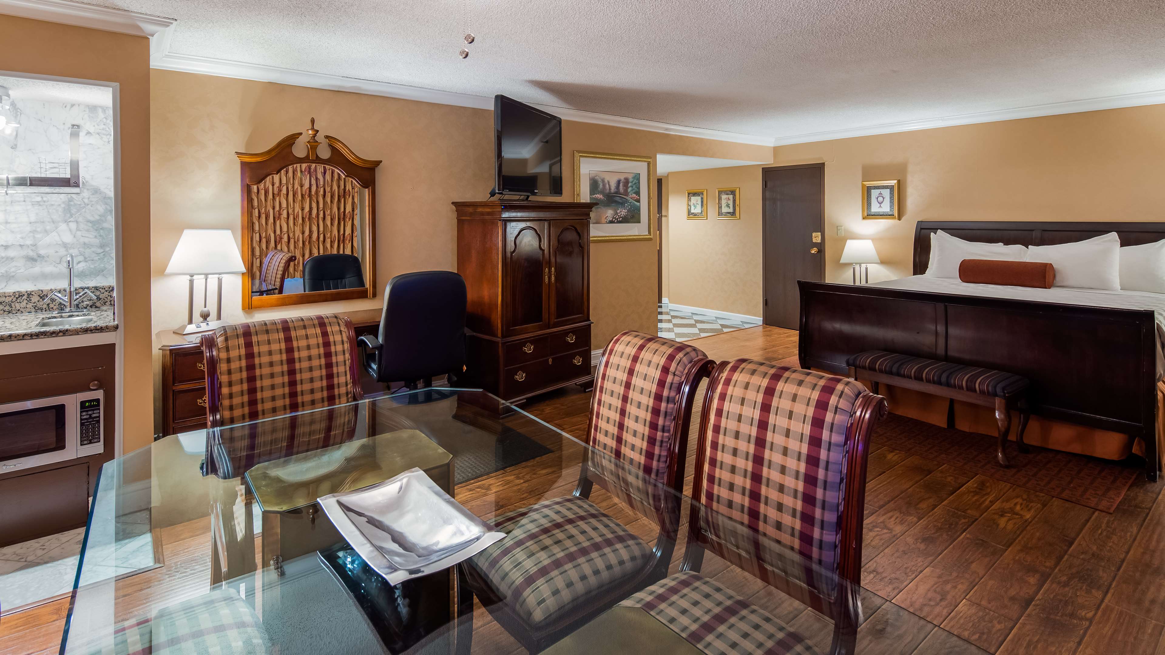 SureStay Plus Hotel by Best Western Reno Airport Photo