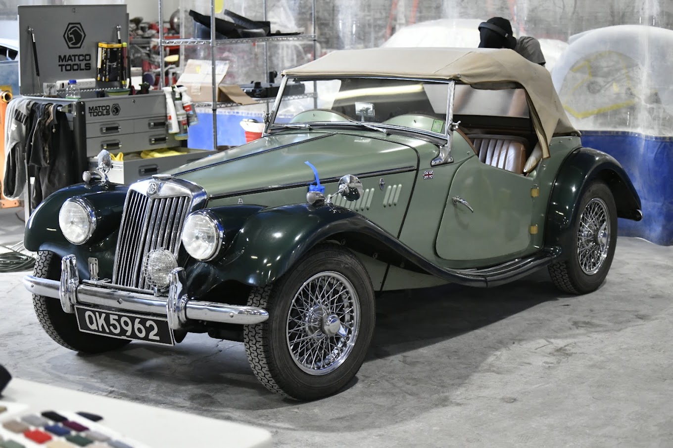 Vintage Underground (Showroom) Image