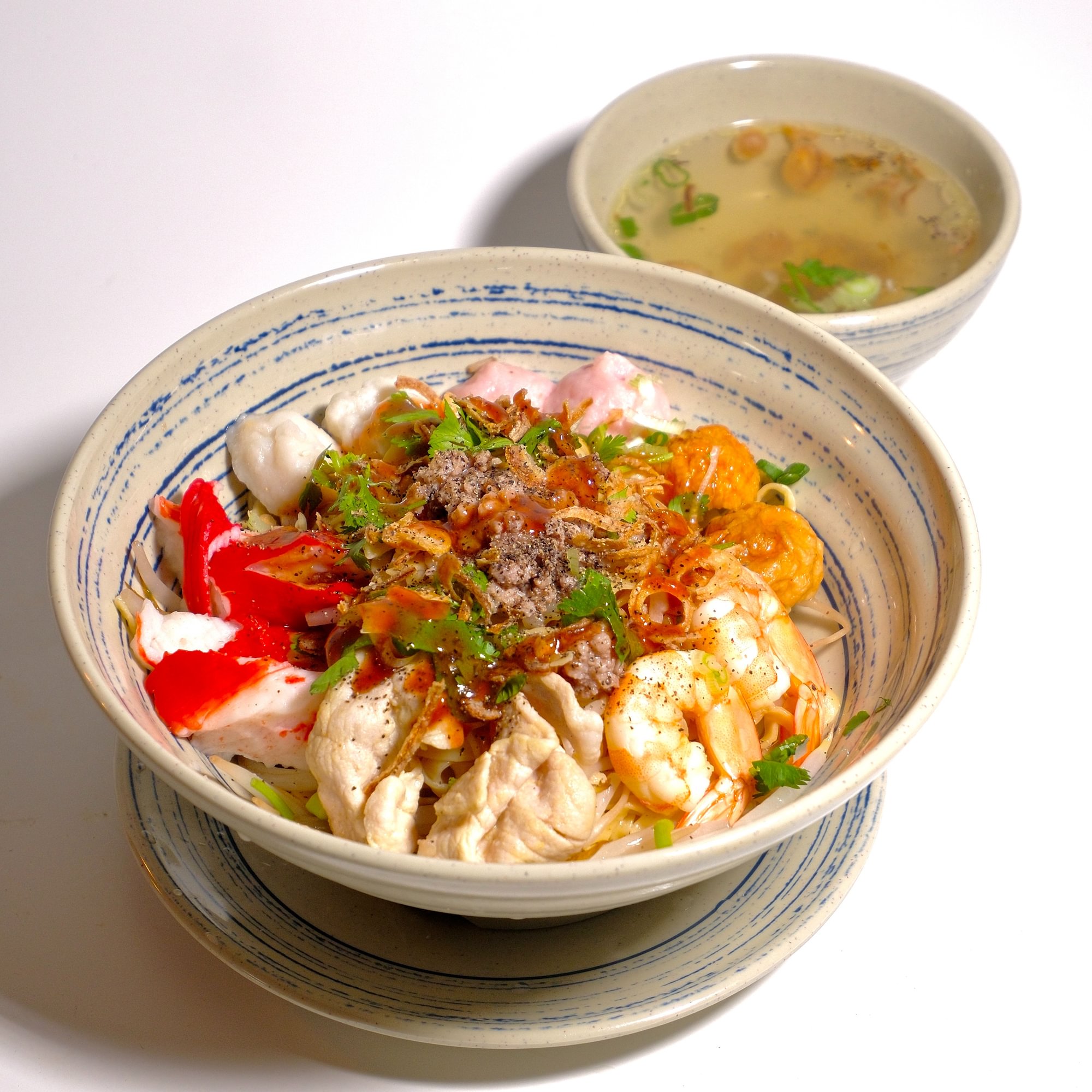 Dry Combination Egg Noodles / Mì Khô