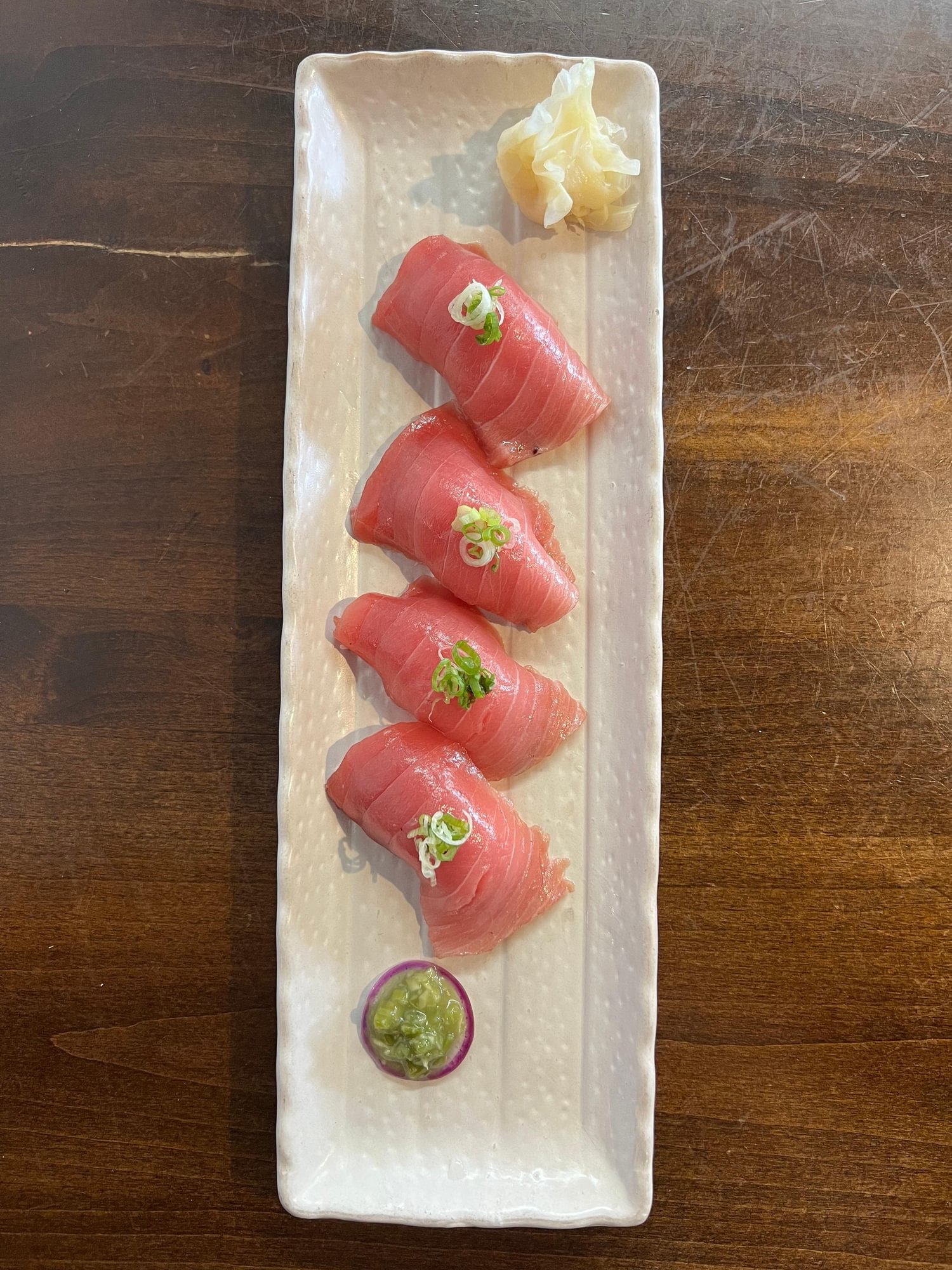 Maguro Nigiri (4 pcs)