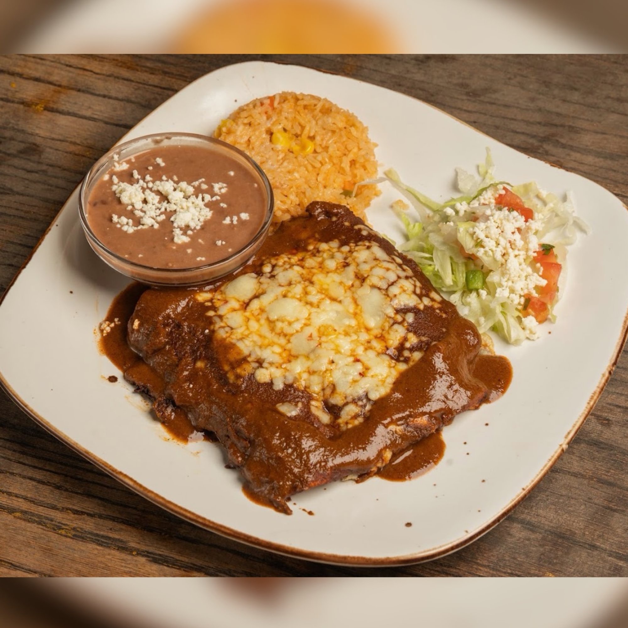 Enchiladas De Mole
