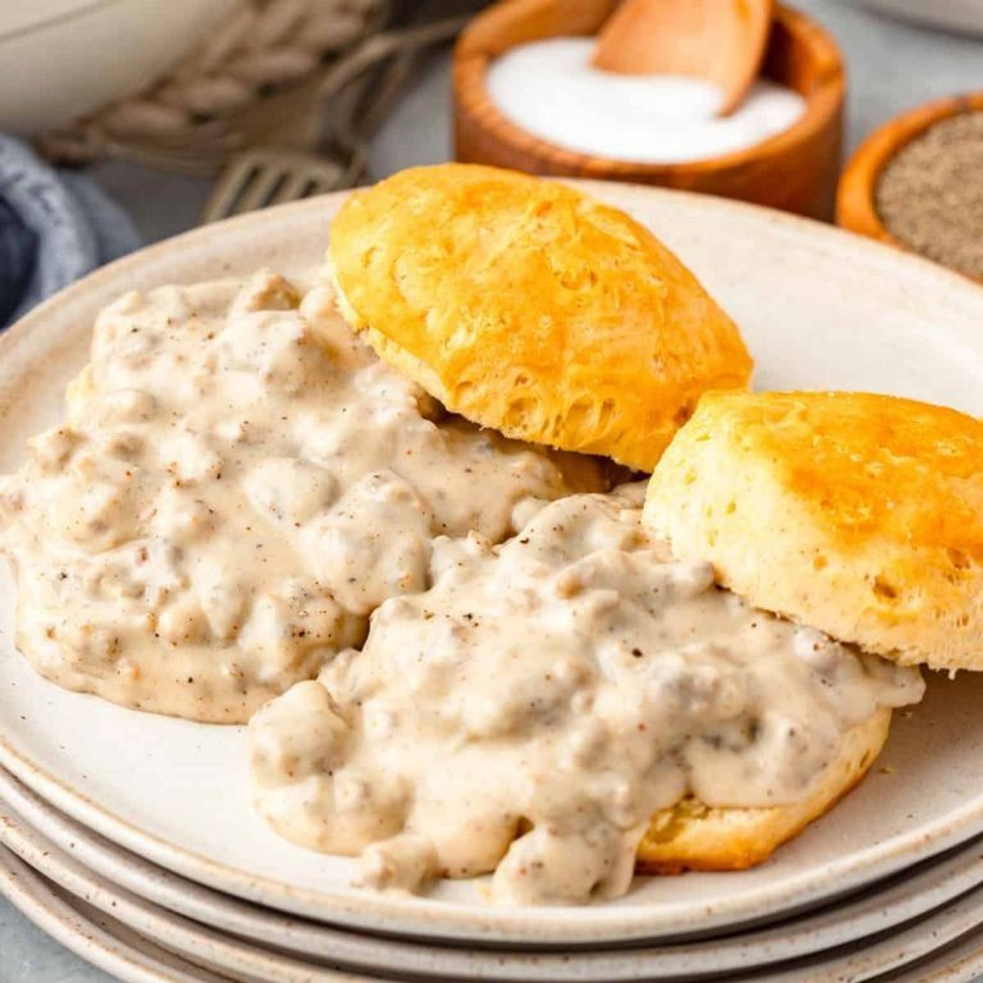 2 biscuit & gravy