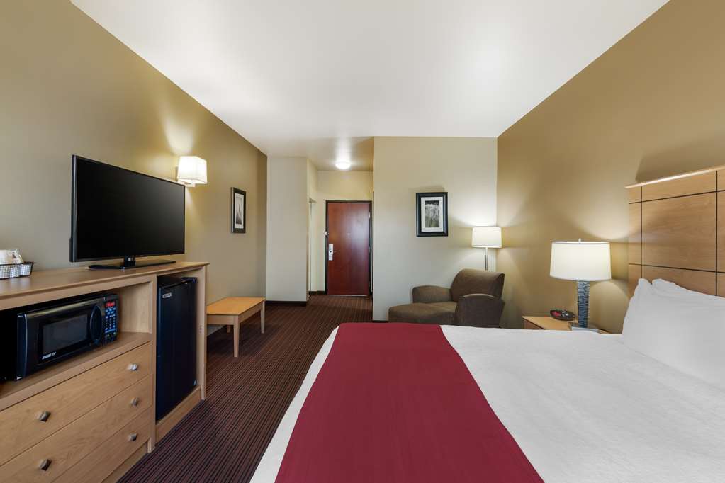 Best Western Golden Prairie Inn & Suites Image