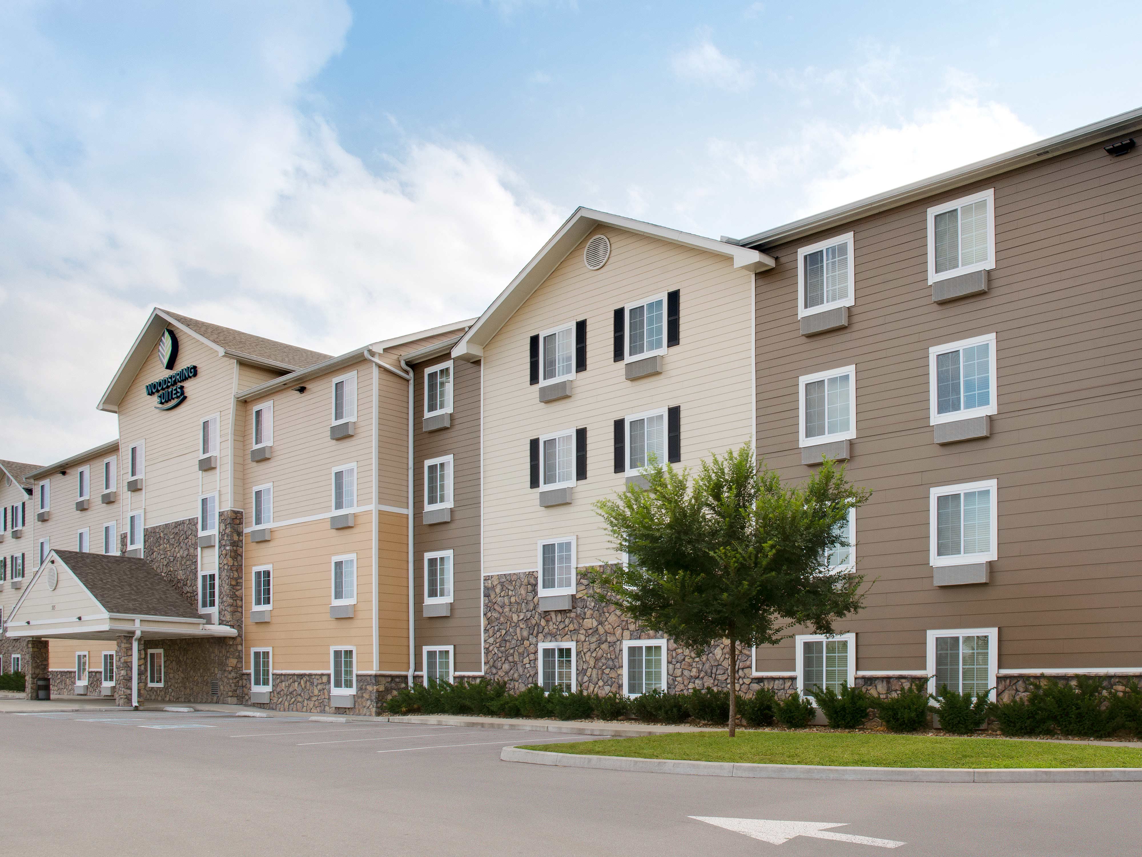 WoodSpring Suites Nashville Airport Photo