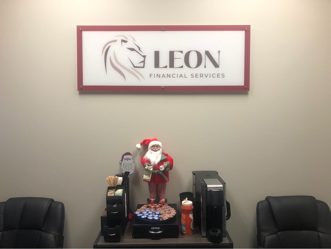 Leon Financial Services, LLC Image