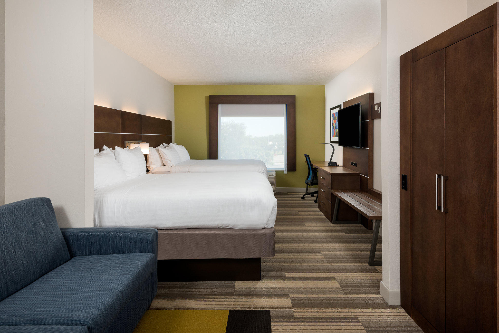 Holiday Inn Express & Suites Bartow Photo