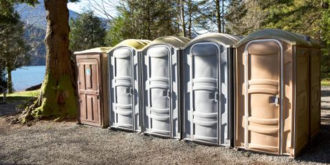 5 Tips to Keep Portable Toilets Warm in Winter
