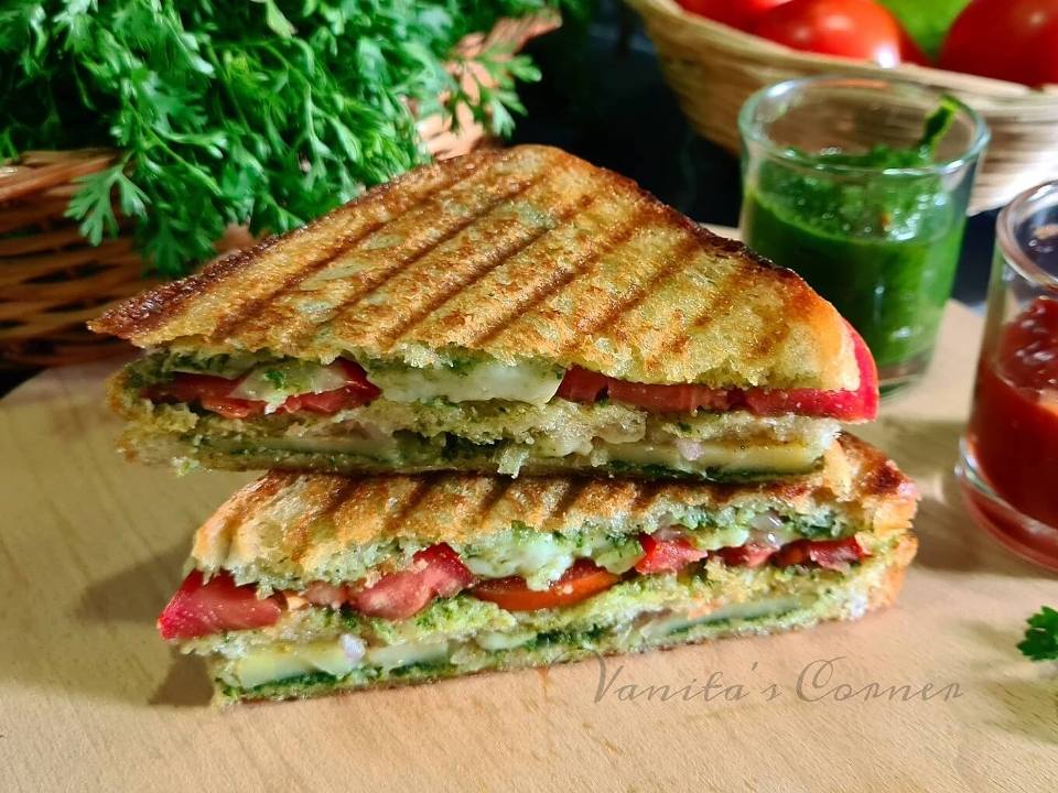 Bombay Sandwich w/ Fries