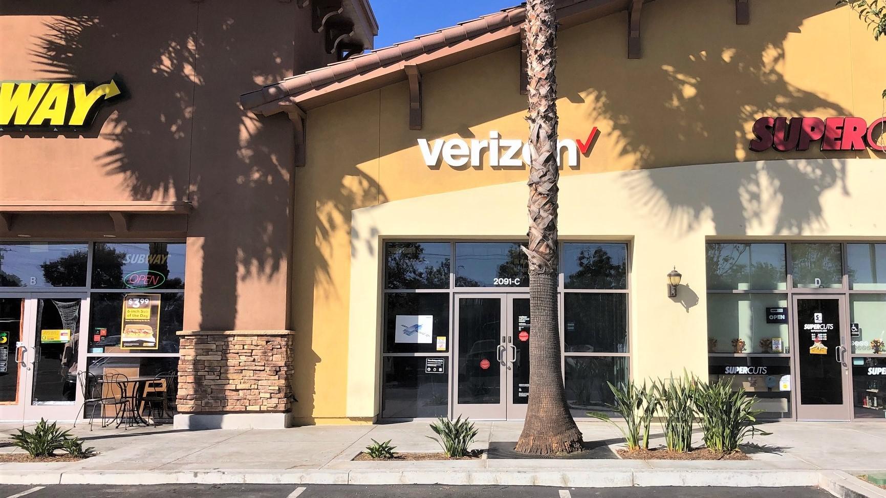 Verizon Authorized Retailer – GoWireless Photo