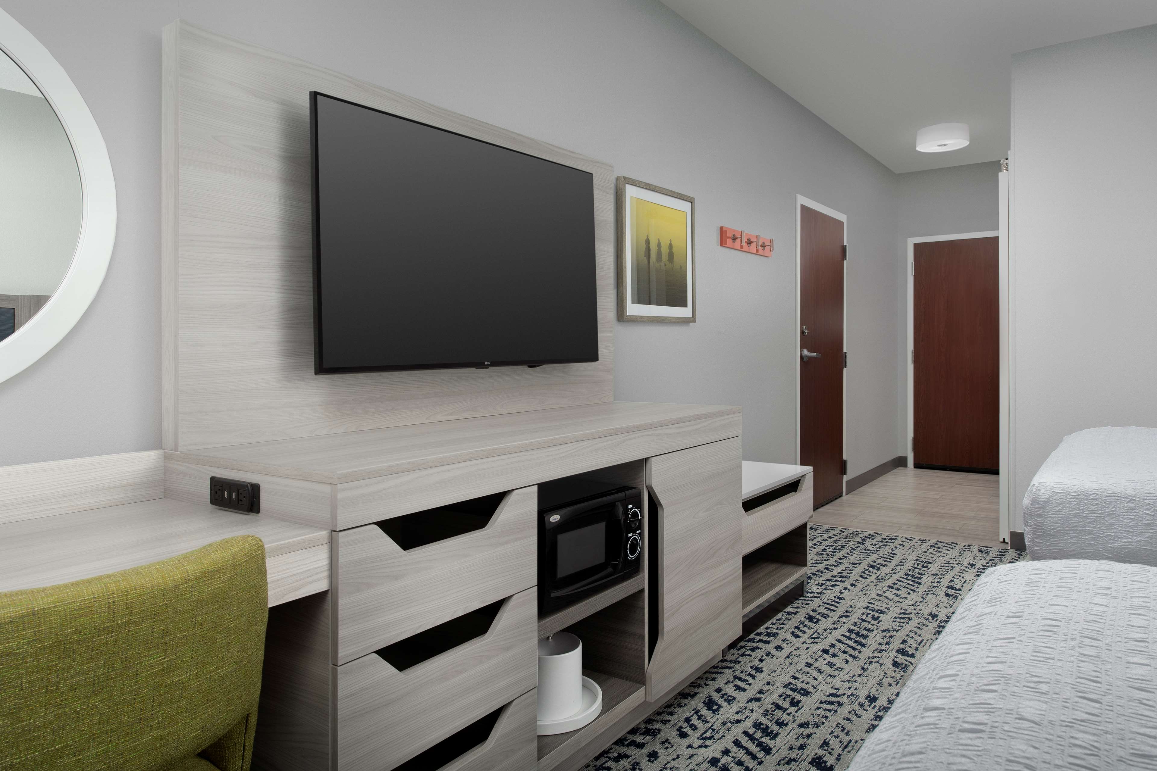 Guest room