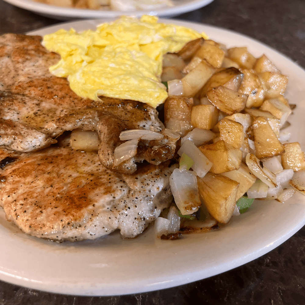 Pork Chops with Eggs