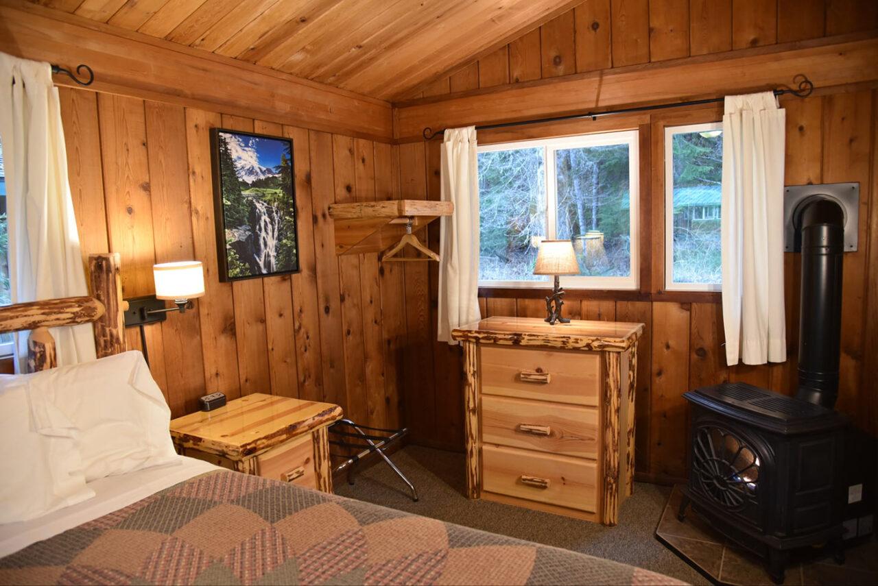 Stone Creek Lodge at Mt. Rainier Image