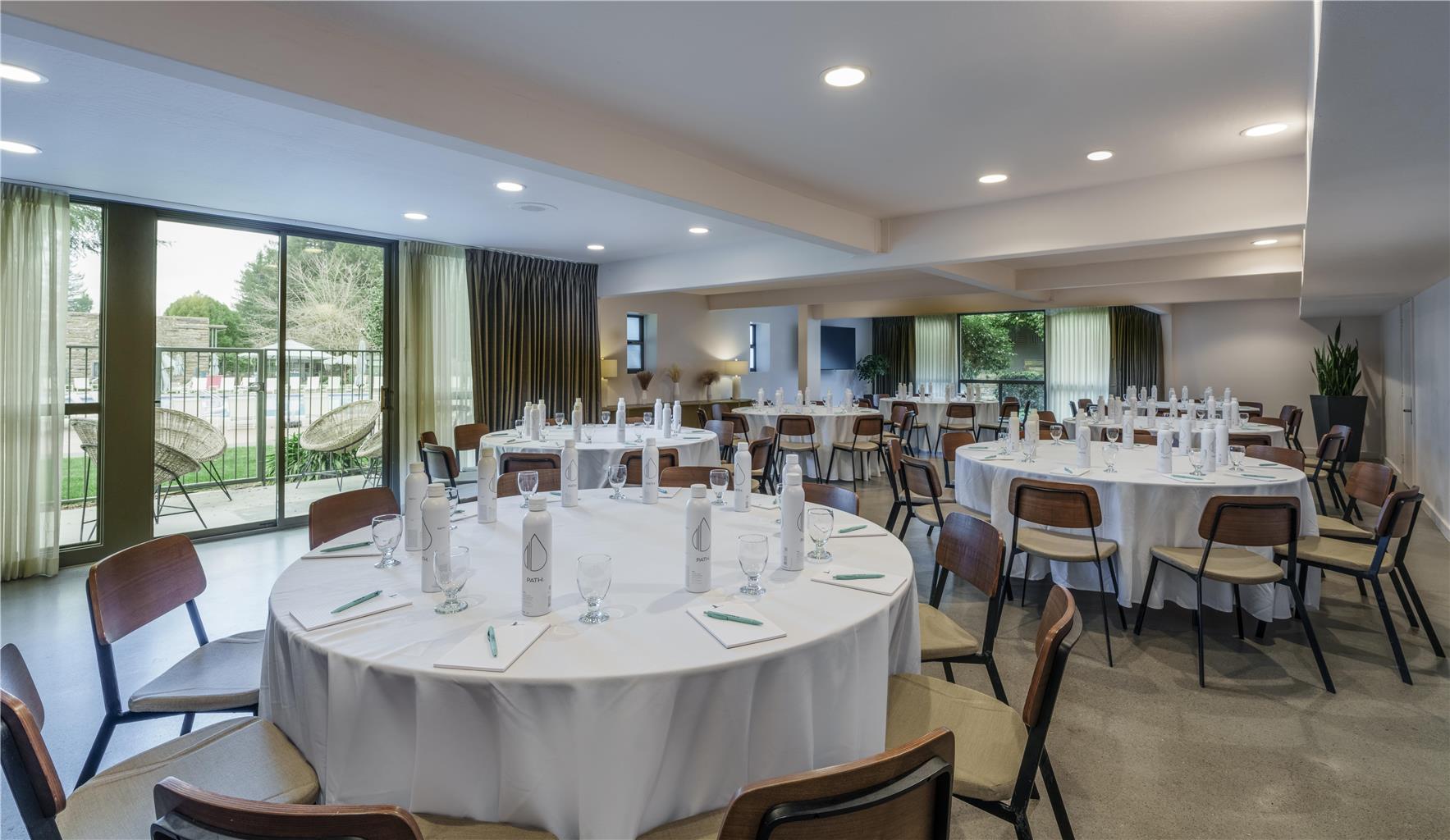 Flamingo Resort and Spa Santa Rosa Sonoma, Tapestry by Hilton Image