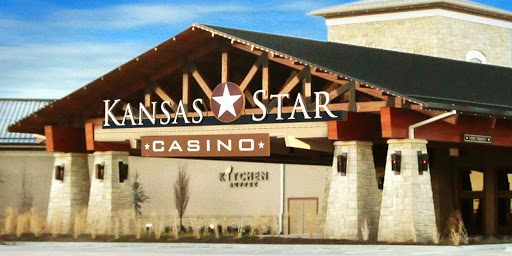 hotels close to kansas star casino