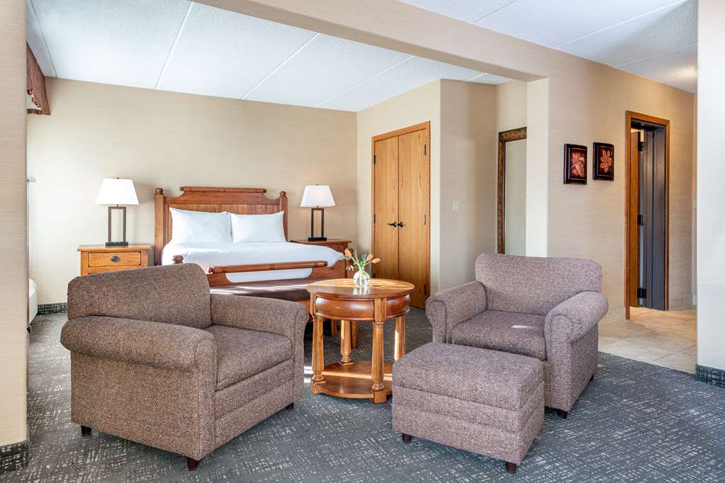 Best Western Plus Waterbury - Stowe Image