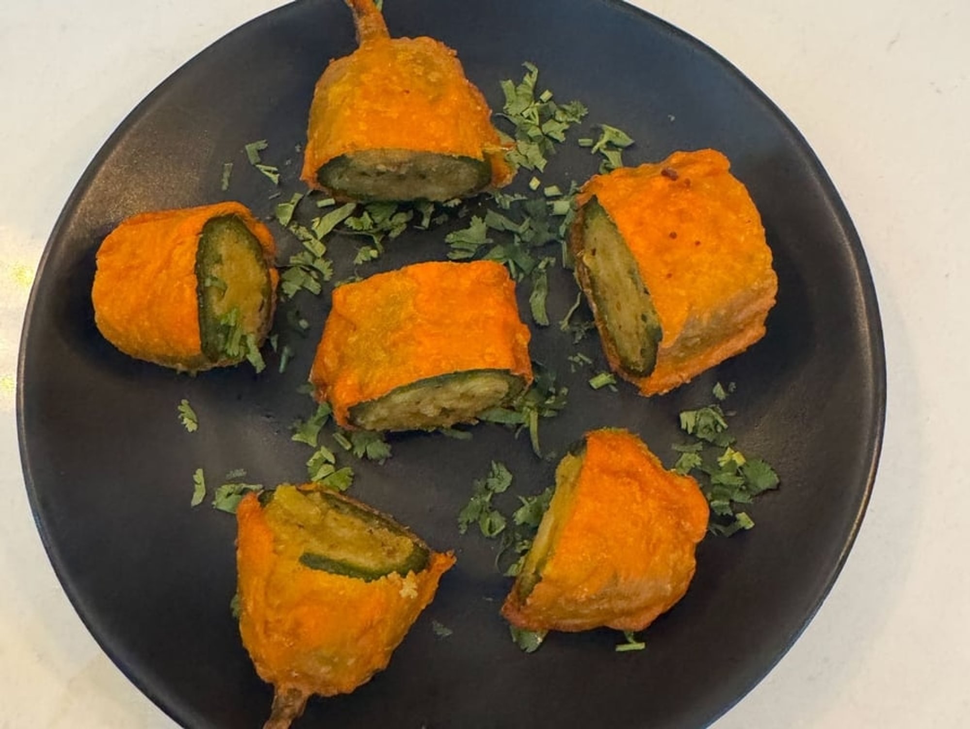 Jodhpur's Mirchi Vada (2 Pieces) (Online)
