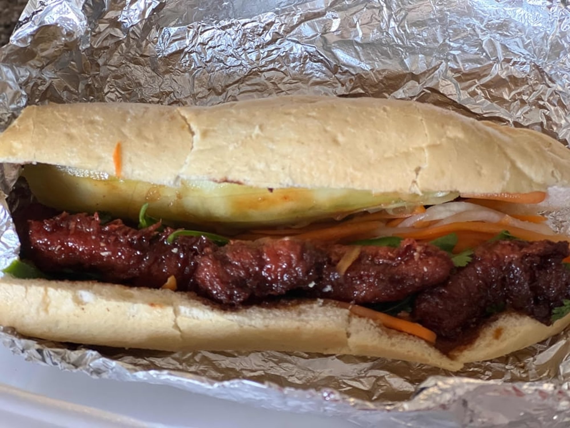 Vegan Ribs Sandwich