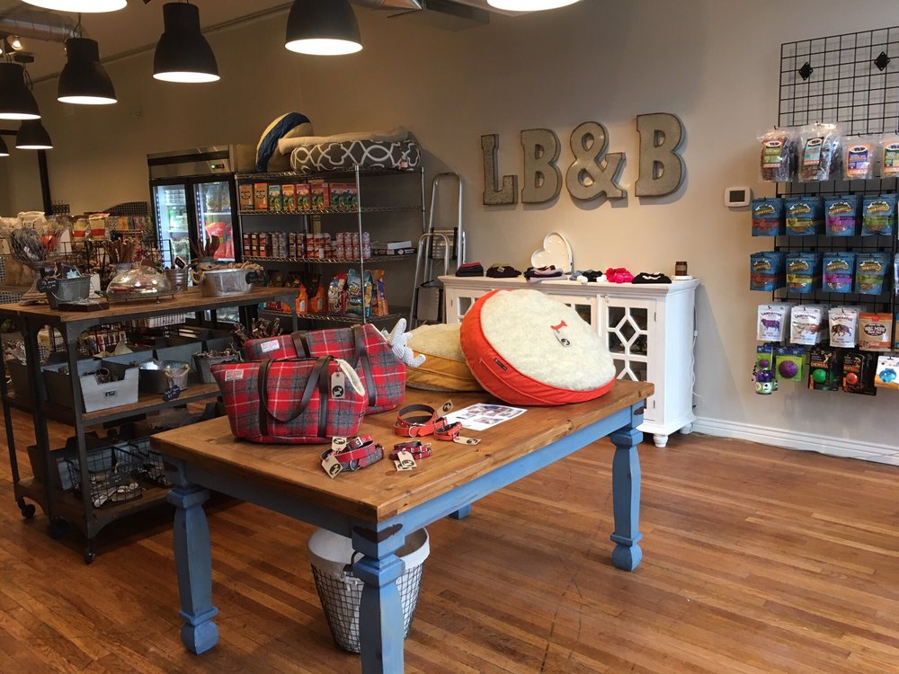 Lily's Baths &amp; Biscuits Logo