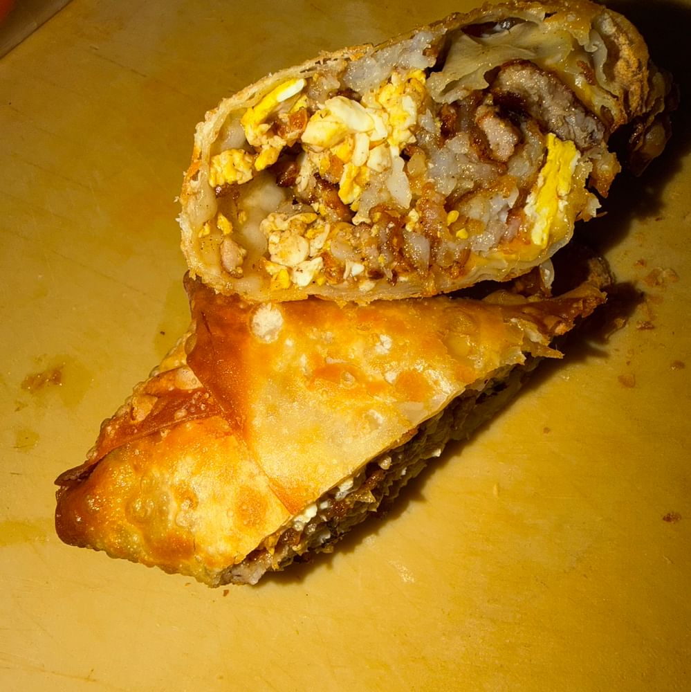 Breakfast Eggrolls