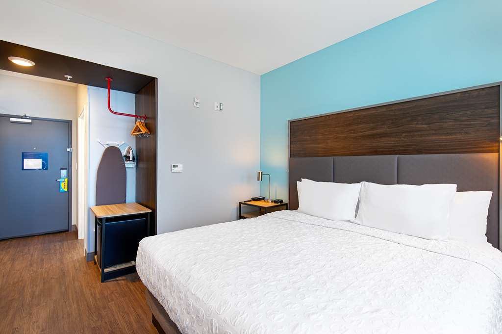 Tru by Hilton University Medical Center Image