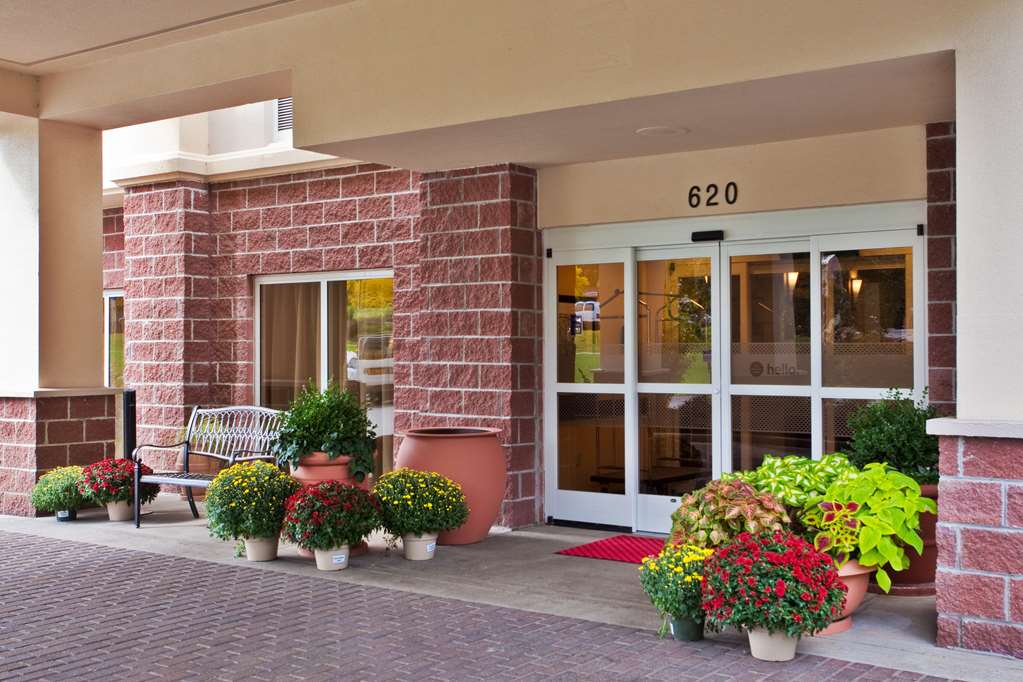 Hampton Inn Clifton Park Image