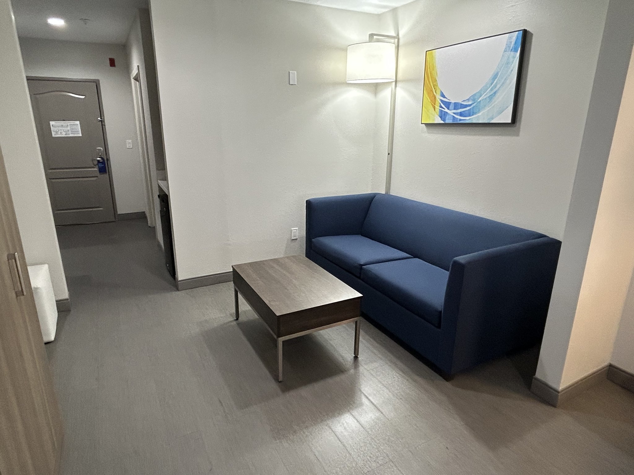 Holiday Inn Express & Suites Grants - Milan by IHG Image