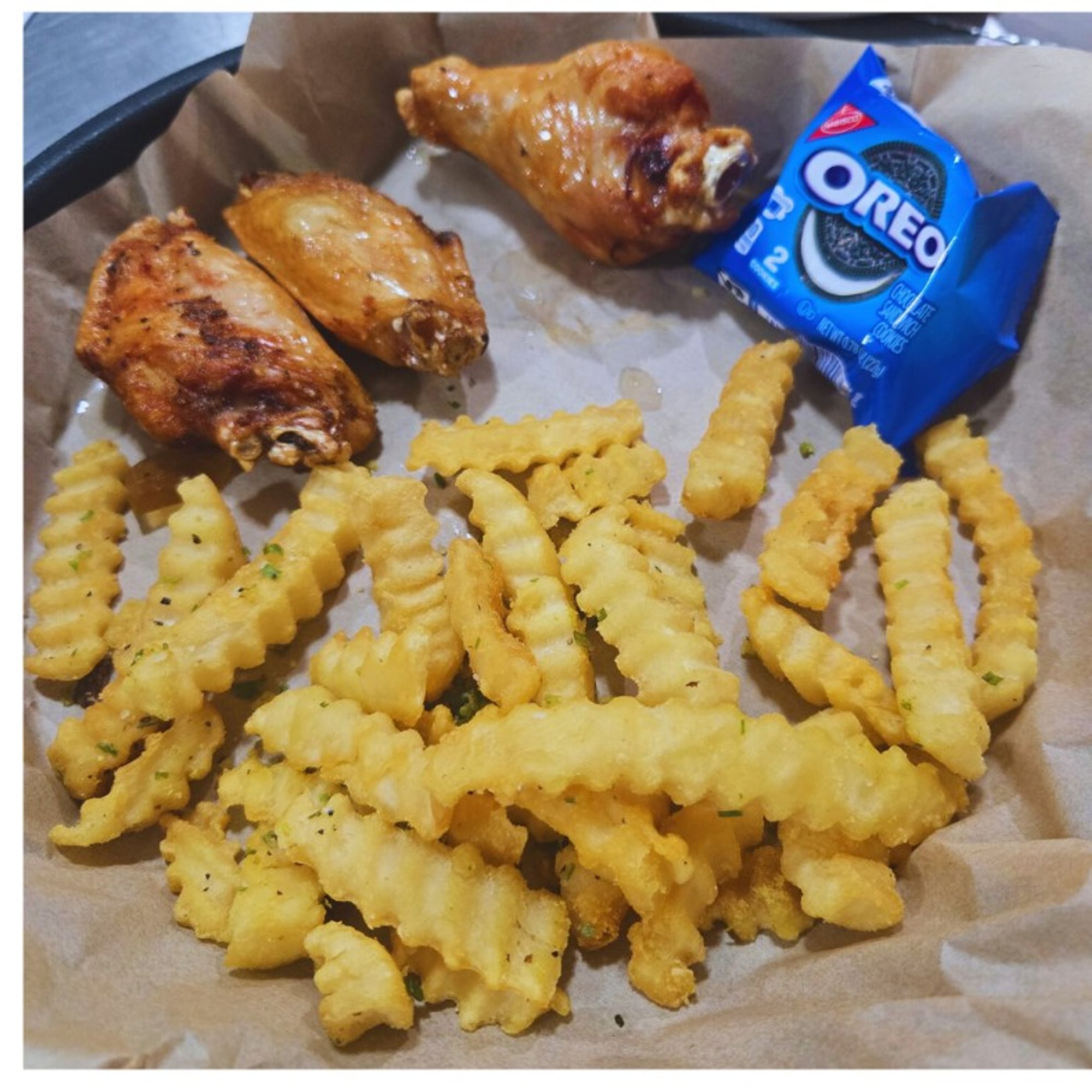 Wings (3) Kids Meal