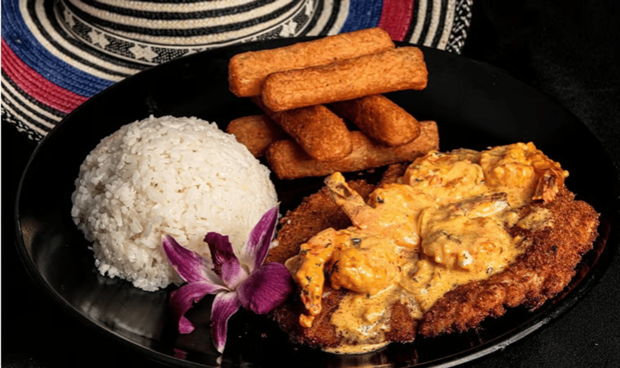 Tilapia en Salsa de Camarones