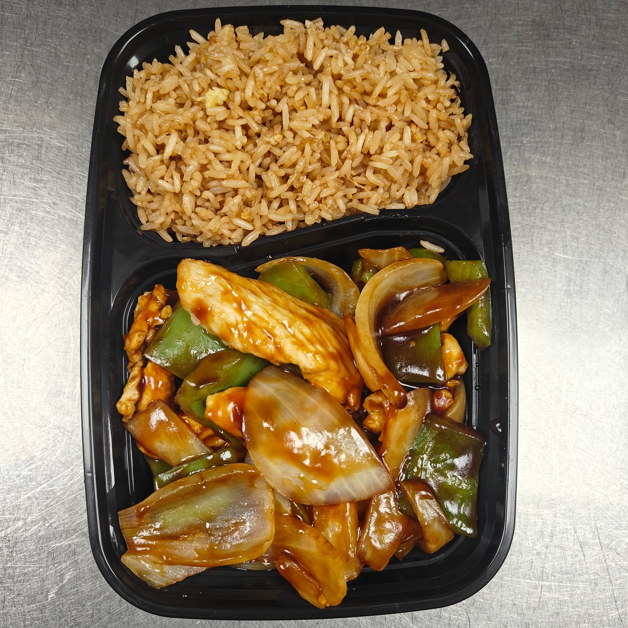 Chicken with Green Pepper and Onion