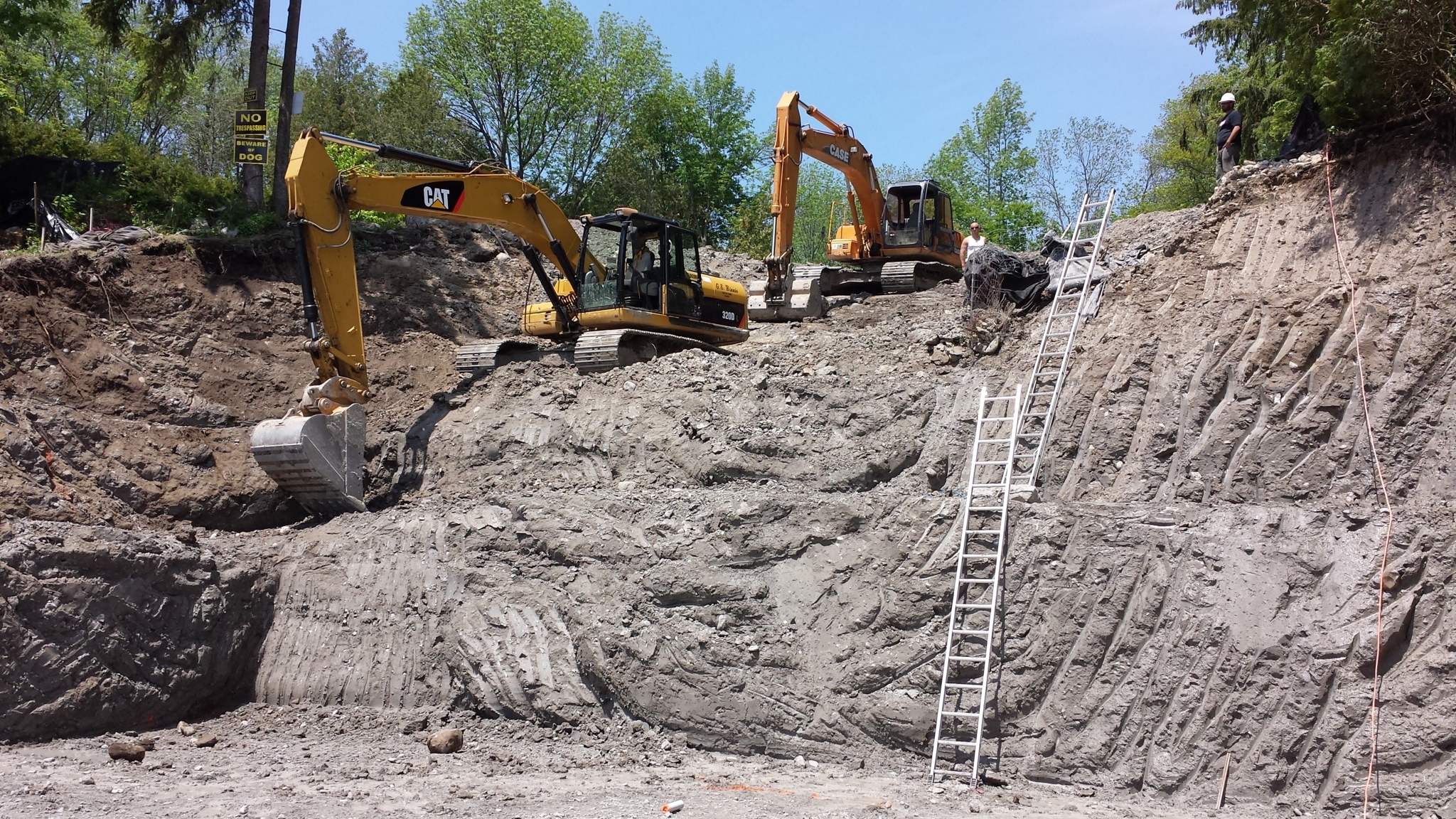 Images Binnie GE Haulage & Excavation