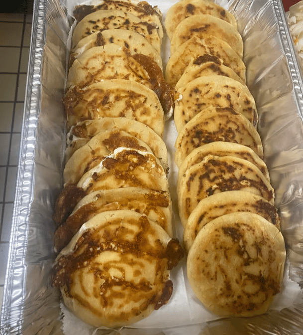 Tray of Pupusas (20)
