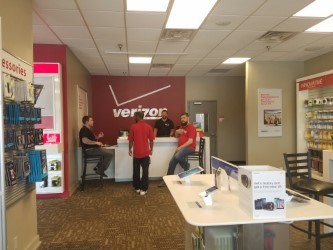 Verizon Authorized Retailer - TCC Photo