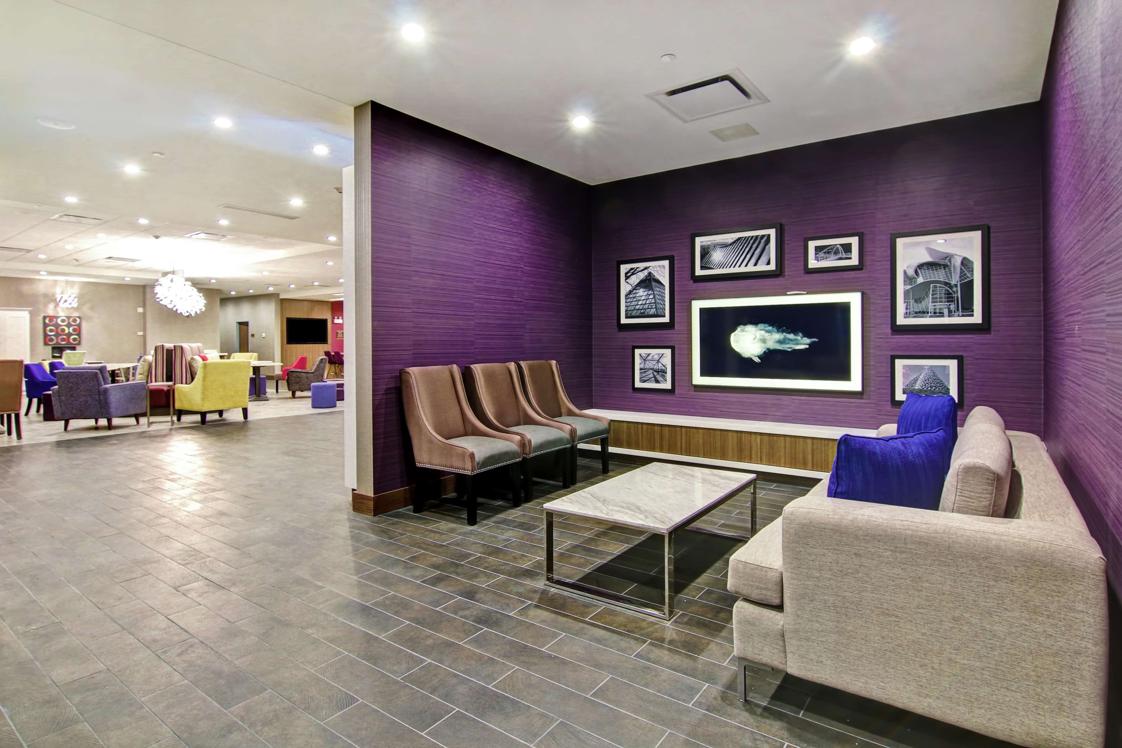 Foto de Home2 Suites by Hilton Edmonton South