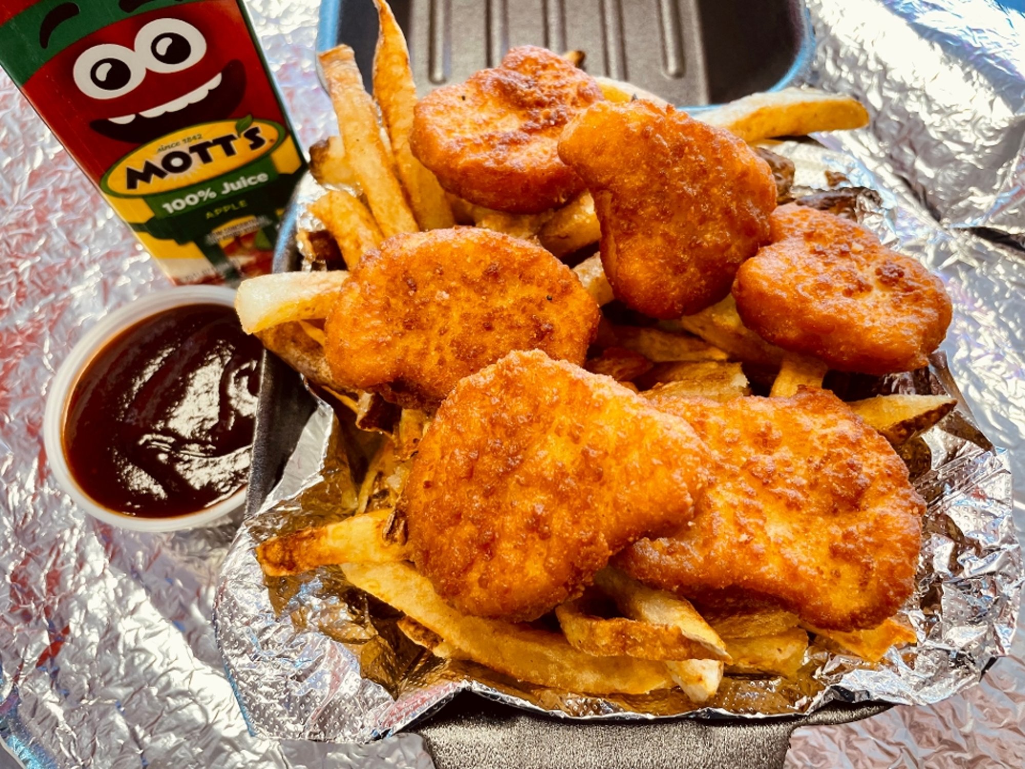 Kids 4 Pieces Chicken Nugget Meal