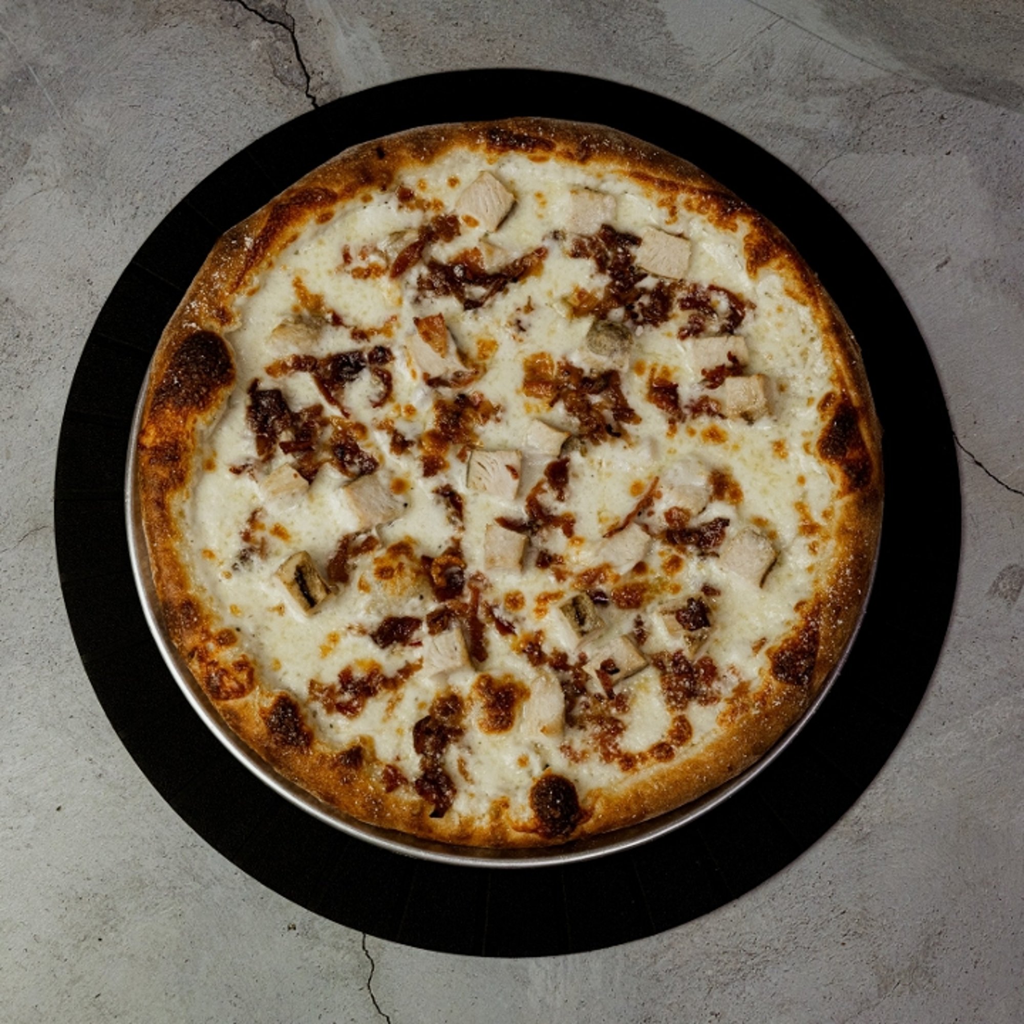 10" Bacon Chicken Alfredo Pizza