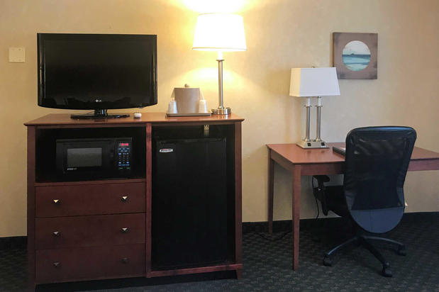 Images Clarion Hotel & Conference Center
