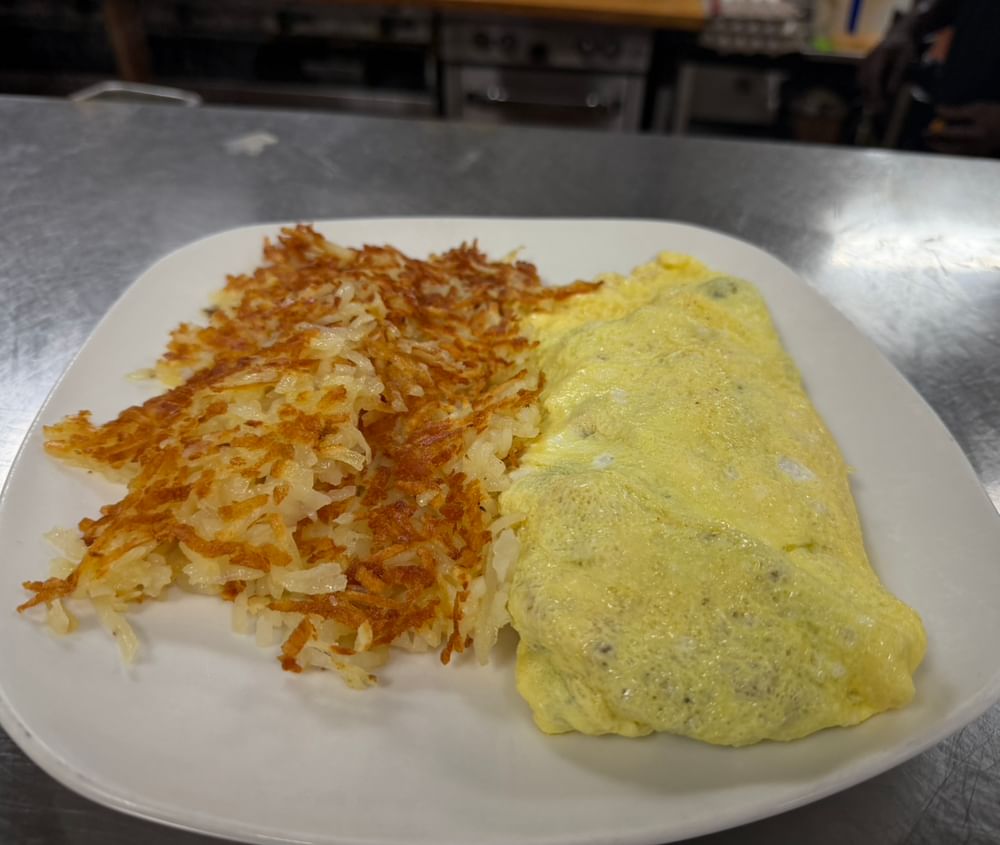 Broccoli & Cheddar Cheese Omelette