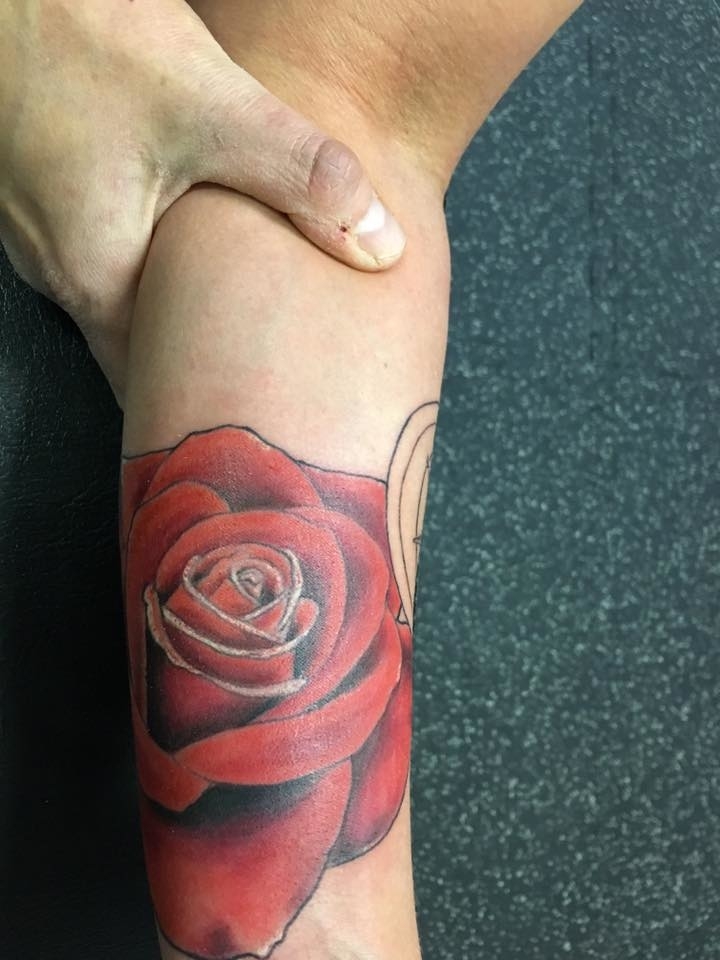 Images Ink & Iron Tattoo